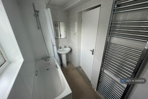 First Floor Bathroom