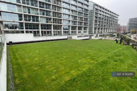 Gardens At Timber Wharf 