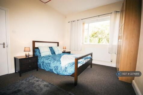 Large Bedroom 1, Ground Floor