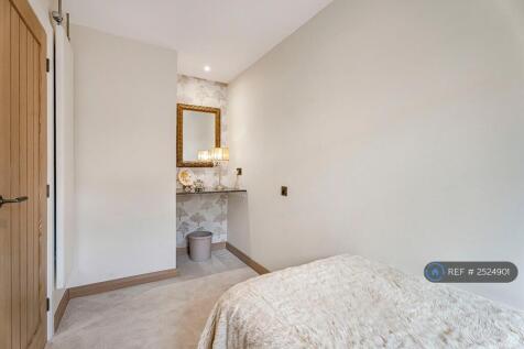 Single Bedroom