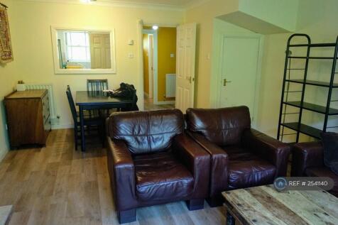 Living Area 2