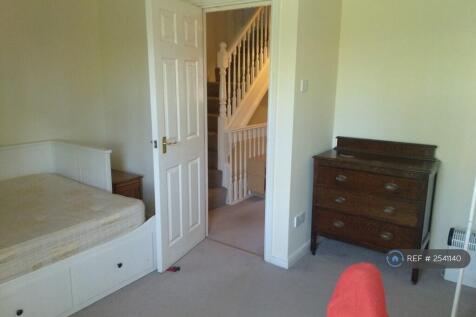 Middle Floor Front Bed 1