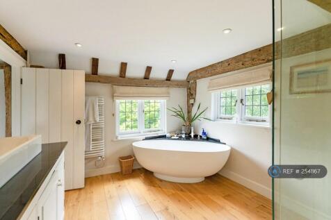 Master En-Suite