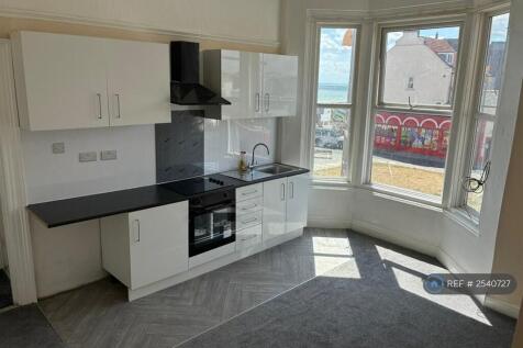 Living/Kitchen