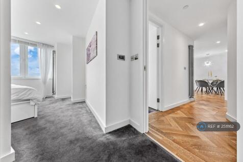 Master Bedroom Location In Relation To Whole Flat 