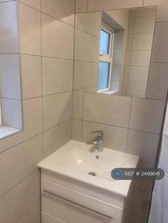 Upstairs Bathroom