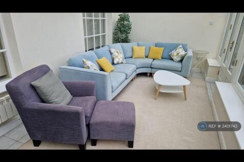 Corner Sofa For Best Dale Views.