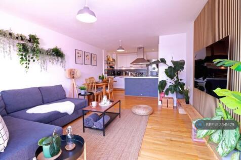 Living Room &amp; Kitchen