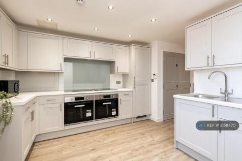Communal Kitchen