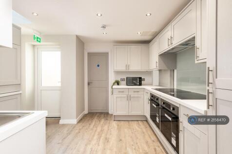 Communal Kitchen
