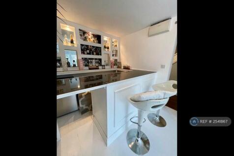 Bar / Reception Room