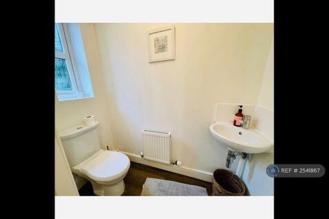 Ground Floor Wc