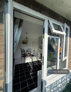 Lounge To Balcony 