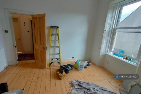 Bedroom 1 (With Ensuite)