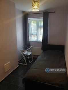 Comfortable Single With Desk &amp; Leather Chair.
