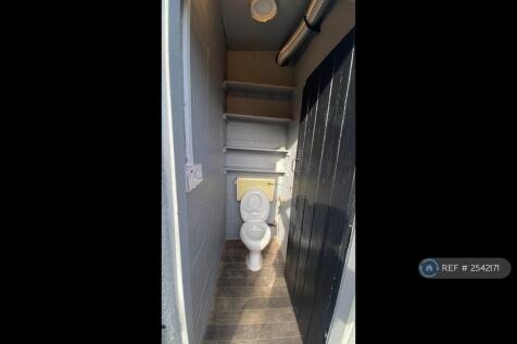 Ground Floor Wc
