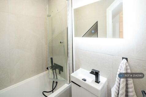 Part Of En-Suite Bathroom