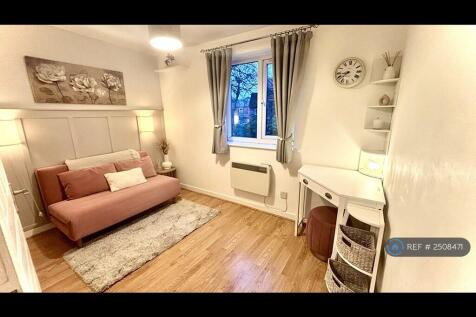 Second Bedroom / Office