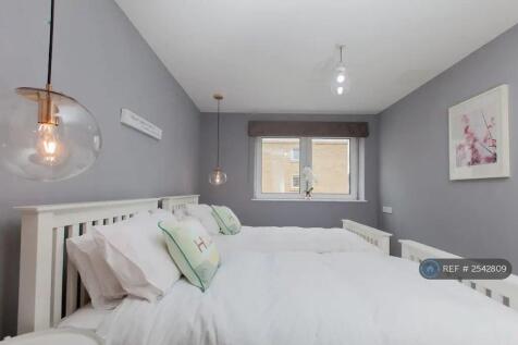 Main Bedroom 2