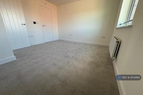 Main Bedroom With Ensuite 