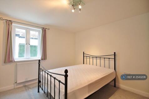 Double Bedroom, Large Wardrobe