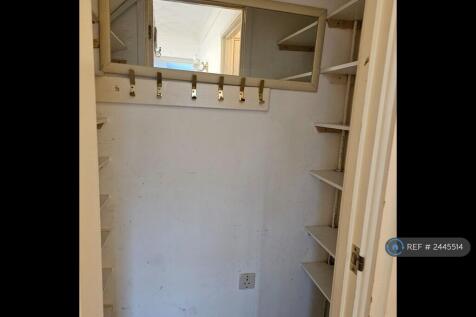 Downstairs Walk-In Wardrobe