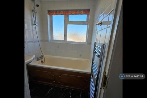 Upstairs Bathroom
