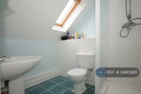 En-Suit Shower Room