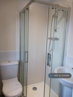 Bedroom One En Suite