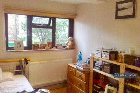 Front Double Bedroom