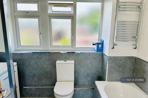 Bathroom - Photo 1