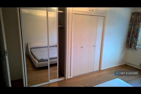 Master Bedroom2