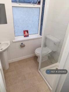 Upstairs Bathroom