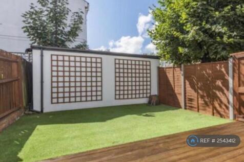 Secluded Sunny Garden