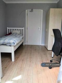 Room4 With Own Bathroom