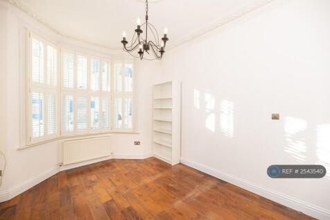 Office / Bedroom 1