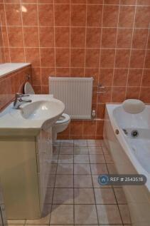 En Suite Bathroom