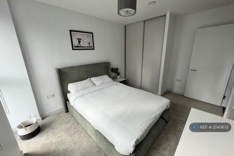 903 Bedroom 1