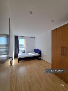 Second Bedroom With Views 
