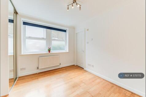 Master Bedroom (With Ensuite)