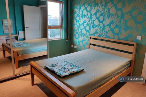 Main Bedroom 1