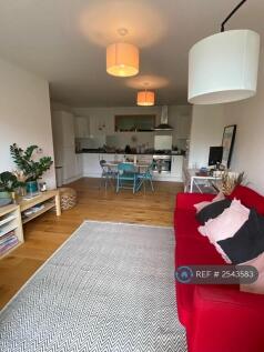 Lounge/Kitchen