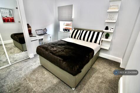 No.2 Double Bedroom With En-Suite Available Now 