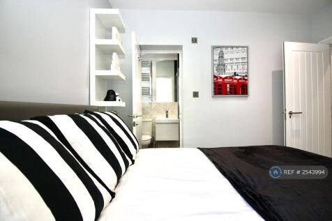 No.2 Double Bedroom With En-Suite Available Now 