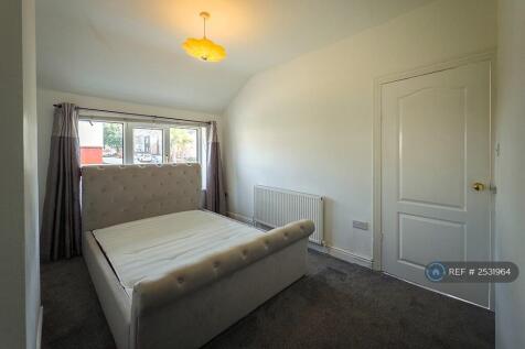 Rear Bedroom