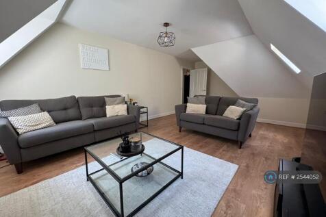 Living Roomn1