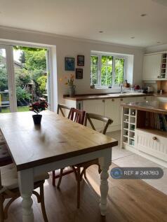 Kitchen &amp; Dining Leading To Garden