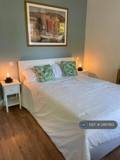 Large Double Bedroom