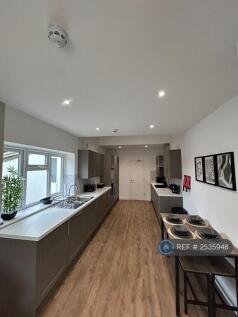 Communal Open Plan Kitchen