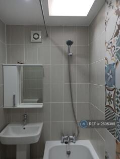 En Suite Bedroom 2